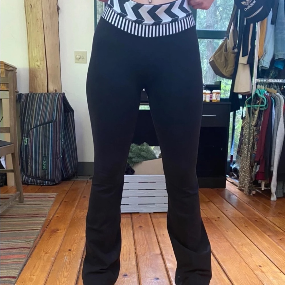 High-Rise Lululemon Groove leggings